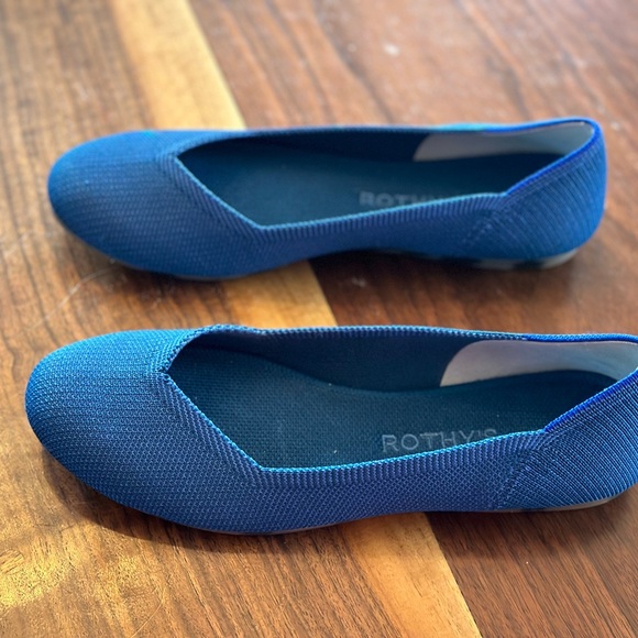 Ocean Blue Rothy’s. - Picture 2 of 8